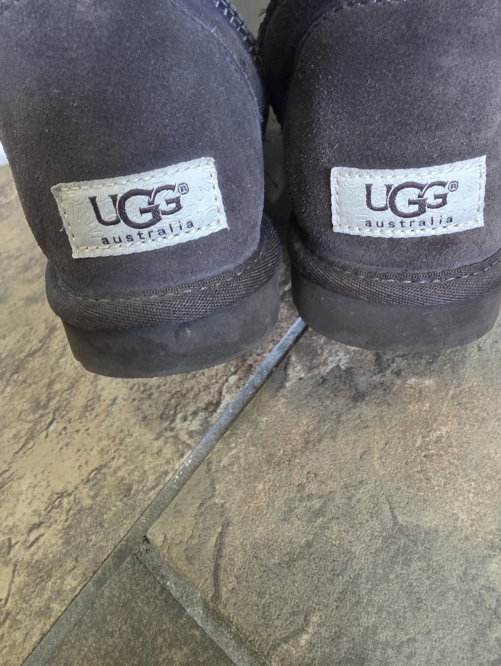 Uggs Womens - Picture 3 of 3